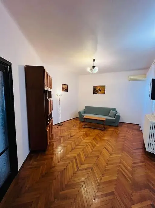 Downtown Unirii Square Private Economy Rooms With Shared Amenities Bucharest 0*,  Romania