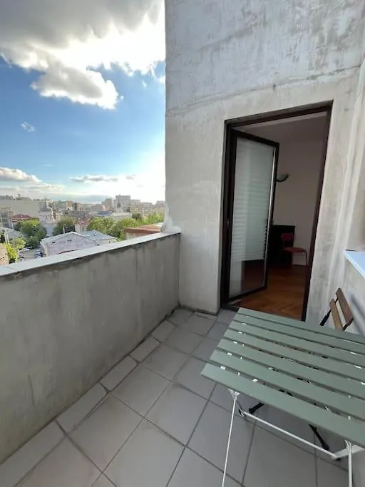 Homestay Downtown Unirii Square Private Economy Rooms With Shared Amenities Bucharest