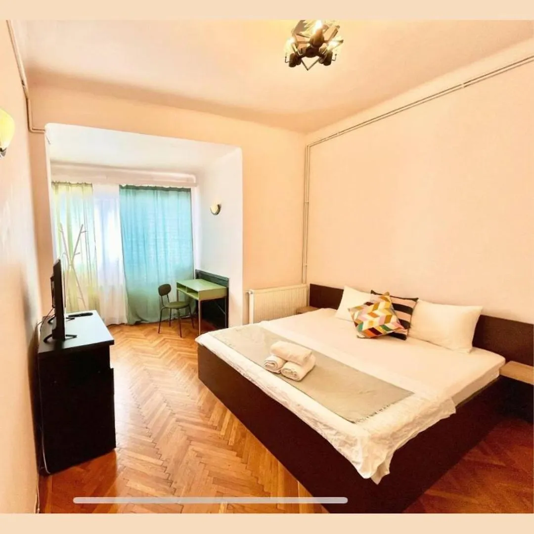 Downtown Unirii Square Private Economy Rooms With Shared Amenities Bucharest 0*,